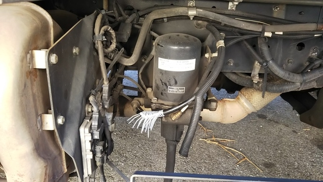 UDトラックス（日産） コンドル 中型 ウィング SKG-MK38L(4760) 19枚目