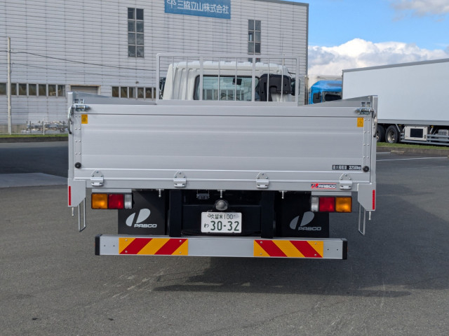 三菱ふそう ファイター 中型 平ボディ 2KG-FK65F(106467) 7枚目