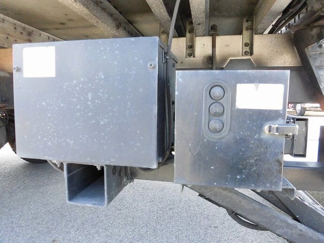日野 レンジャー 中型 バン ADG-FC7JJWA(6477) 7枚目