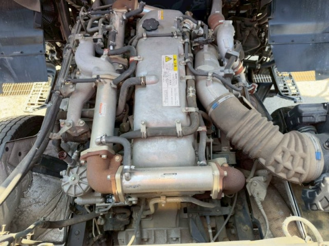 いすゞ ギガ 大型 平ボディ（クレーン付） LKG-CXM77AT(110397) 30枚目