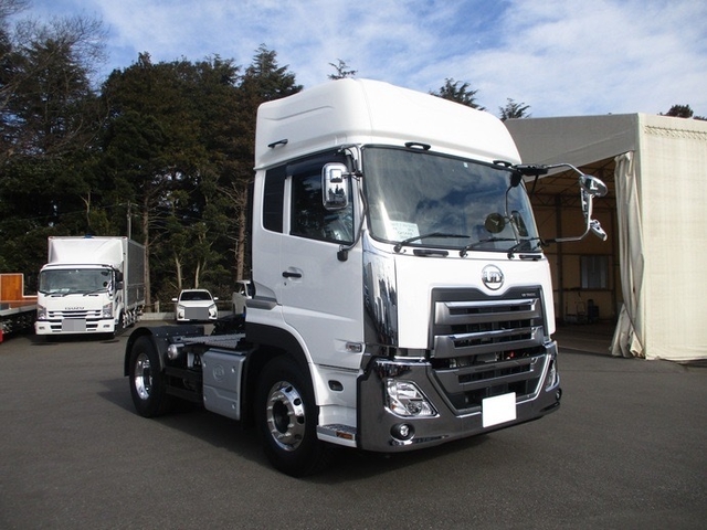 UDトラックス（日産） クオン 大型 トラクタ 2PG-GK5AAB(39259) 2枚目