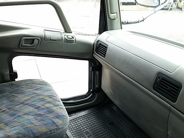三菱ふそう ファイター 増トン ウィング PJ-FK61FMZ(8235) 48枚目