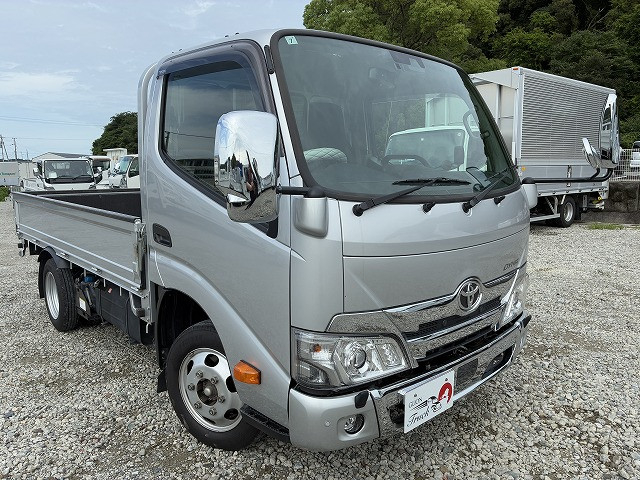 トヨタ ダイナ 小型 平ボディ 2PG-GDY281(107727) 3枚目