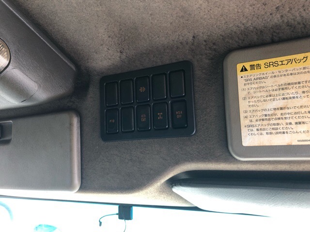 いすゞ ギガ 大型 平ボディ（クレーン付） PDG-CYJ77W8(3599) 38枚目