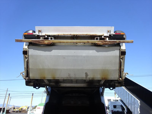 Nissan UD condor 6studs large Packer compress trucks QKG-PK39LH(96981) 15枚目