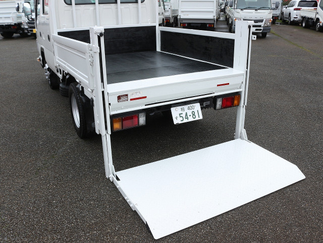 いすゞ エルフ 小型 Wキャブ TRG-NJR85A(112537) 28枚目