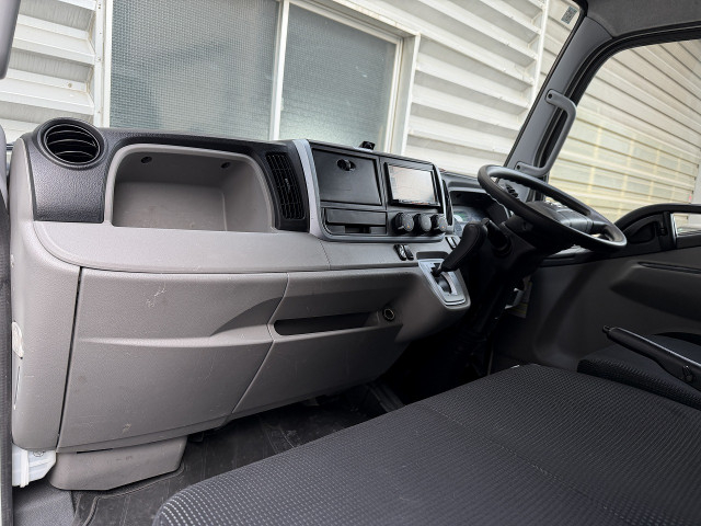 日産自動車 アトラス 小型 バン TRG-FEA5W(110090) 20枚目
