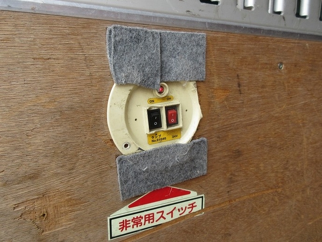 いすゞ エルフ 小型 バン TKG-NLR85AN(6708) 12枚目