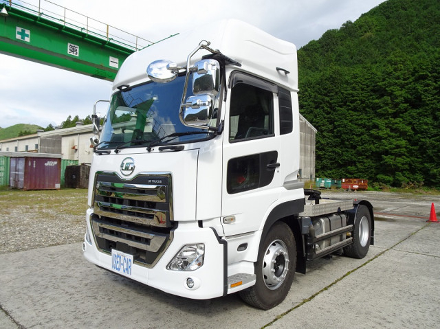 UDトラックス（日産） クオン 大型 トラクタ 2RG-GK5DAB(113262) 1枚目