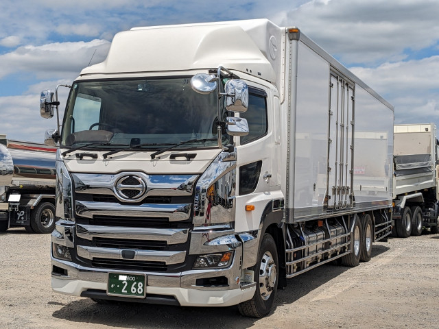 日野 プロフィア 大型 冷蔵冷凍バン 2DG-FR1EHJ(109850) 1枚目
