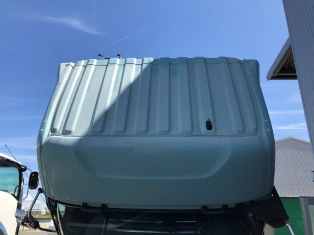 UDトラックス（日産） クオン 大型 トラクタ 2PG-GK5AAB(111839) 32枚目
