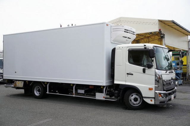 日野 レンジャー 中型 冷蔵冷凍バン 2KG-FD2ABG(109026) 6枚目