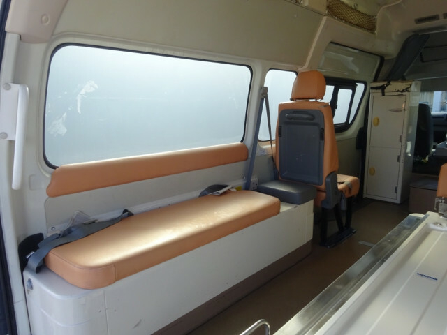 トヨタ ハイエース 小型 その他 CBF-TRH226S(39609) 11枚目