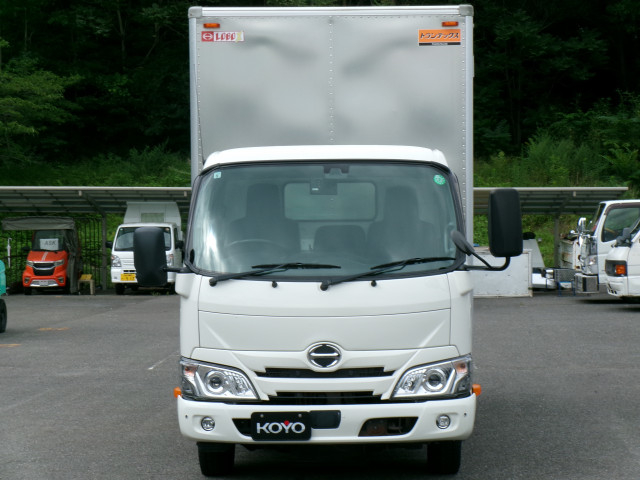 日野 デュトロ 小型 バン 2RG-XZU605M(109379) 2枚目
