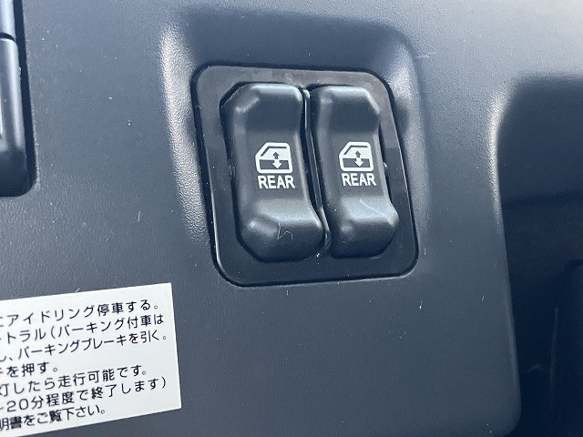いすゞ エルフ 小型 Wキャブ 2RG-NPR88AR(113303) 42枚目