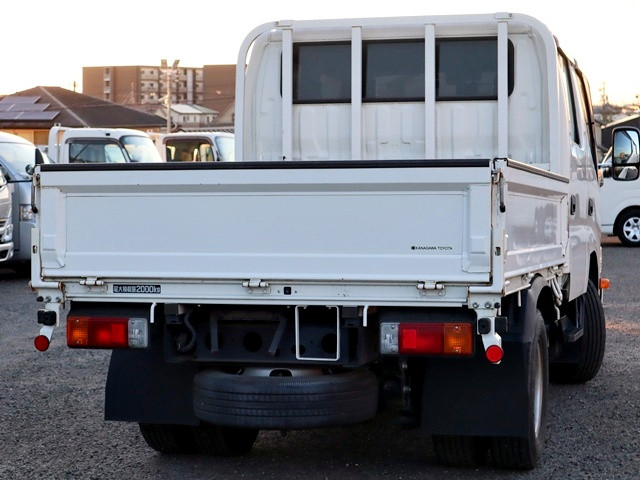 トヨタ ダイナ 小型 Wキャブ 2RG-XZU605(112925) 3枚目