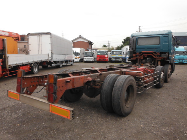 Nissan UD big_thumb Large Other special trucks ADG-CV2YL(1142) 5枚目