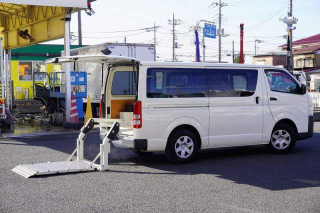 トヨタ 小型 Translation missing: ja.item.body_keijou_enum.body_keijou_light_van CBF-TRH200V(106624) 9枚目