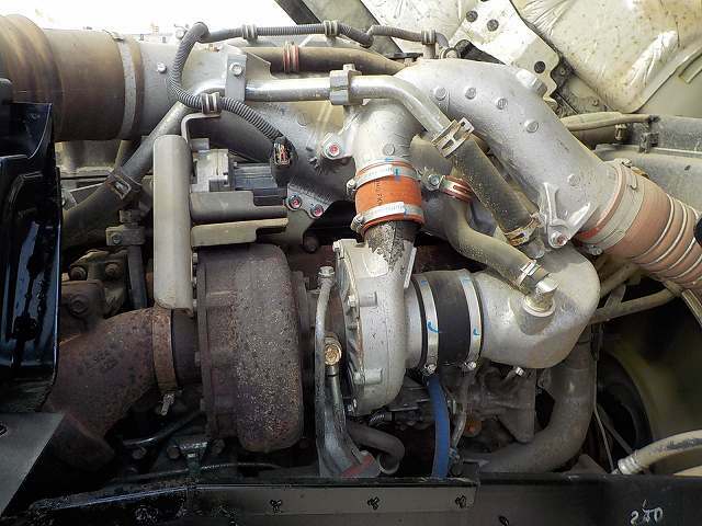 いすゞ ギガ 大型 土砂ダンプ QKG-CXZ77AT(10897) 9枚目