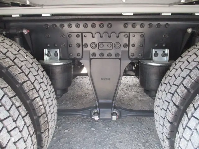日産自動車 クオン 大型 ウィング 2RG-CG5FA(111203) 16枚目