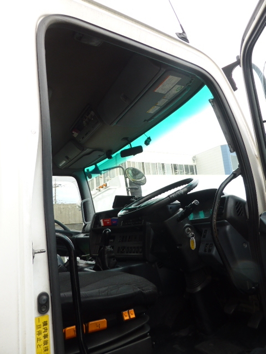 日野 プロフィア 大型 トラクタ BDG-SH1AHXG(3090) 18枚目
