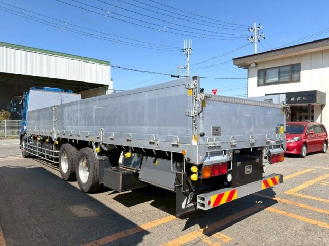 いすゞ ギガ 大型 平ボディ 2PG-CYL77C(102194) 4枚目
