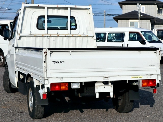 トヨタ タウンエース 小型 平ボディ DBF-S402U(111587) 2枚目