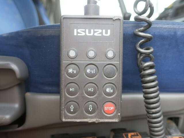 いすゞ ギガ 大型 冷蔵冷凍ウィング QKG-CYJ77AA(30018) 19枚目