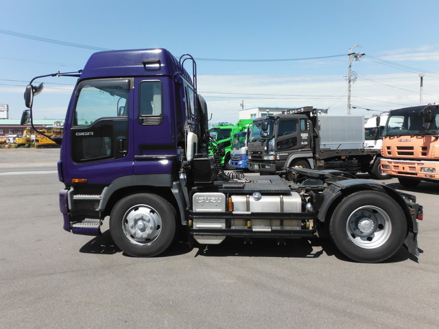 いすゞ ギガ 大型 トラクタ KL-EXD52D3(1141) 4枚目