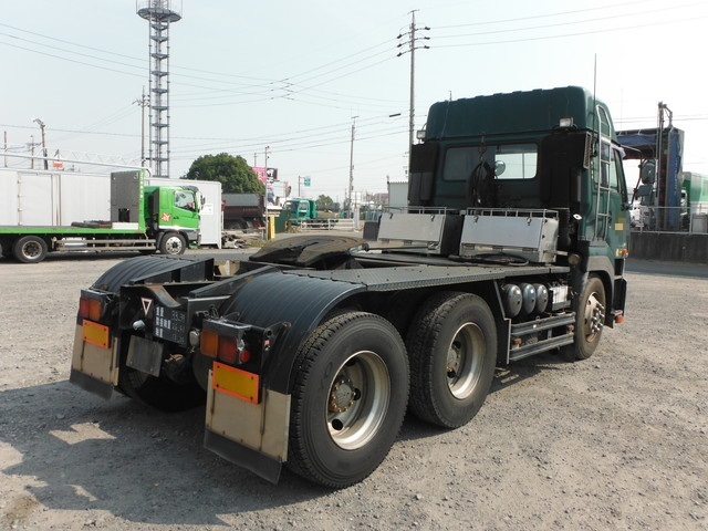 日産自動車 その他・不明 大型 トラクタ KL-CW542HHT(1392) 4枚目