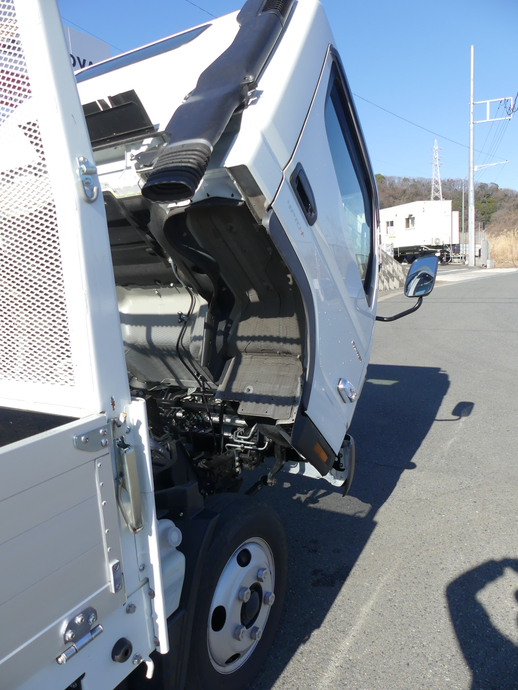 三菱ふそう キャンター 小型 平ボディ 2RG-FEB50(55586) 80枚目