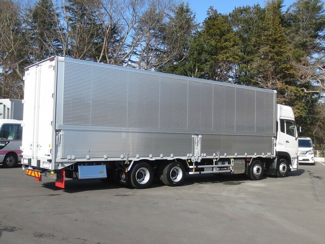 UDトラックス（日産） クオン 大型 ウィング 2PG-CG5CA(9612) 3枚目