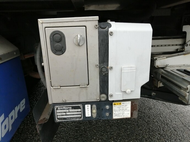 いすゞ エルフ 小型 冷蔵冷凍バン AFG-NKR82N(5402) 25枚目