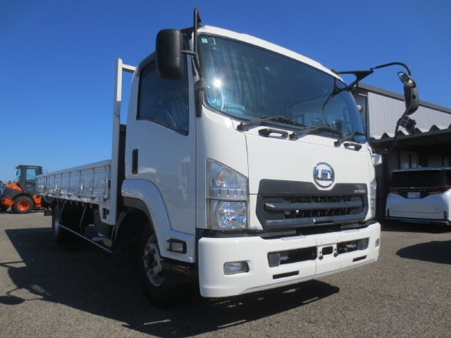 UDトラックス（日産） コンドル 中型 平ボディ 2PG-BRR90S1(112972) 2枚目