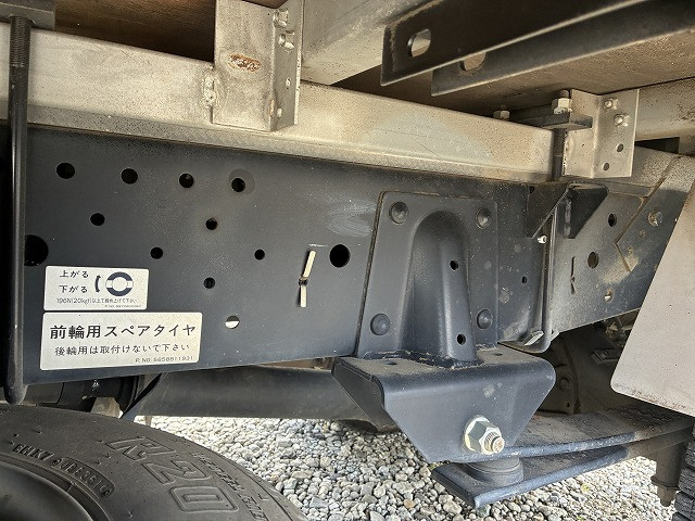 いすゞ エルフ 小型 バン 2RG-NHR88AN(105407) 42枚目