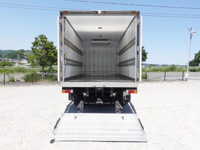 Mitsubishi Fuso canter Small Freezer box_body TRG-FEB8W(89400) 10枚目