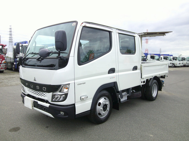三菱ふそう キャンター 小型 Wキャブ 2RG-FBA20(106209) 1枚目