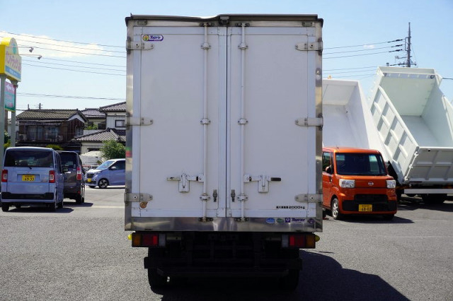 いすゞ エルフ 小型 冷蔵冷凍バン TPG-NLR85AN(109679) 4枚目