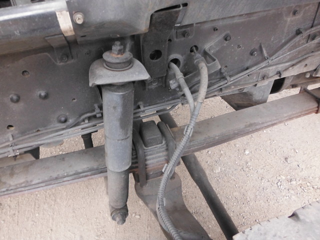 UDトラックス（日産） クオン 大型 ウィング KL-CG48L(2293) 25枚目