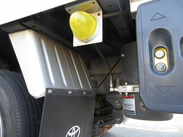 トヨタ トヨエース 小型 バン TKG-XZU605(12557) 24枚目