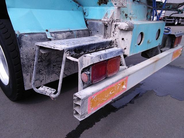 UDトラックス（日産） クオン 大型 ミキサー車 ADG-CW4XL(12632) 66枚目