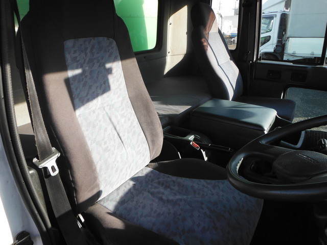 UDトラックス（日産） コンドル 中型 幌車 KK-MK25A(1237) 28枚目