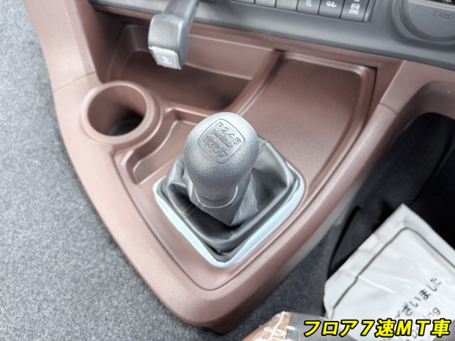 日野 プロフィア 大型 平ボディ（クレーン付） 2DG-FR1AHE(105727) 41枚目