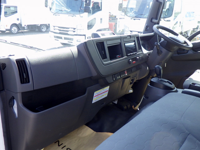 日産自動車 アトラス 小型 平ボディ 2TG-APR88AC(108671) 47枚目