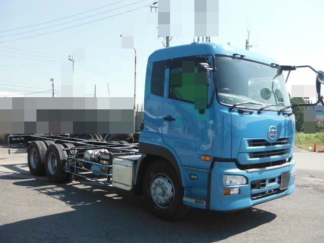 UDトラックス（日産） クオン 大型 キャブ付きシャーシ LDG-CD5YL(2733) 1枚目