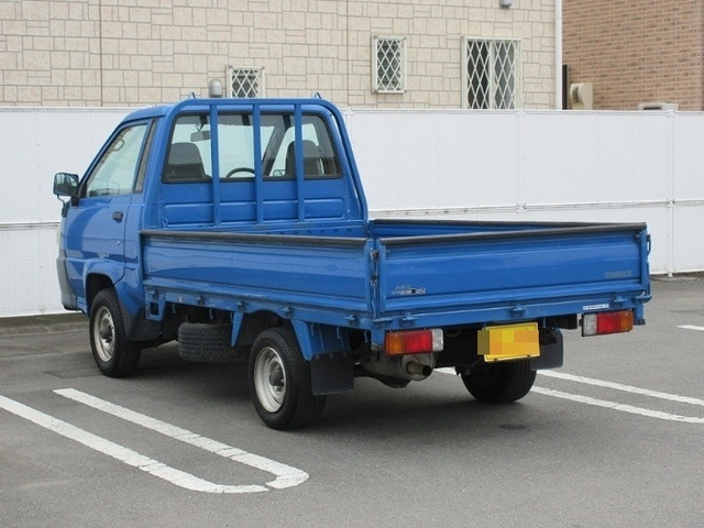 トヨタ タウンエース 小型 平ボディ GK-KM75(6675) 4枚目