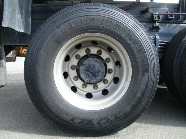 UDトラックス（日産） クオン 大型 土砂ダンプ QKG-CW5YL(32216) 18枚目
