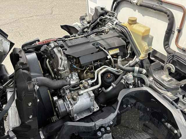 三菱ふそう キャンター 小型 冷蔵冷凍バン 2PG-FBAV0(105256) 36枚目