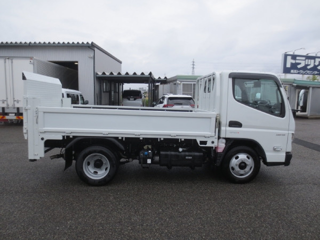 三菱ふそう キャンター 小型 平ボディ 2RG-FBAV0(104709) 8枚目