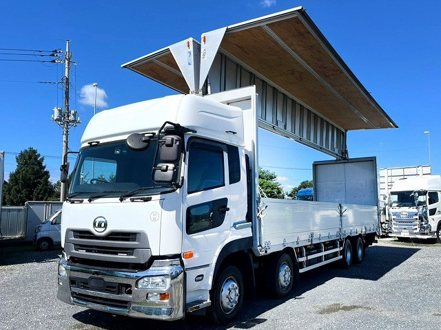 UDトラックス（日産） クオン 大型 ウィング QPG-CG5ZA(112635) 1枚目